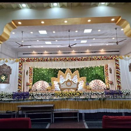 Ns Vijay Shesha Mahal Hotel Tiruvannamalai Bagian luar foto