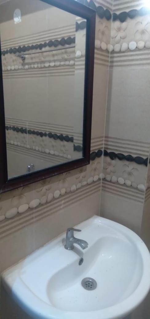 Ns Vijay Shesha Mahal Hotel Tiruvannamalai Bagian luar foto
